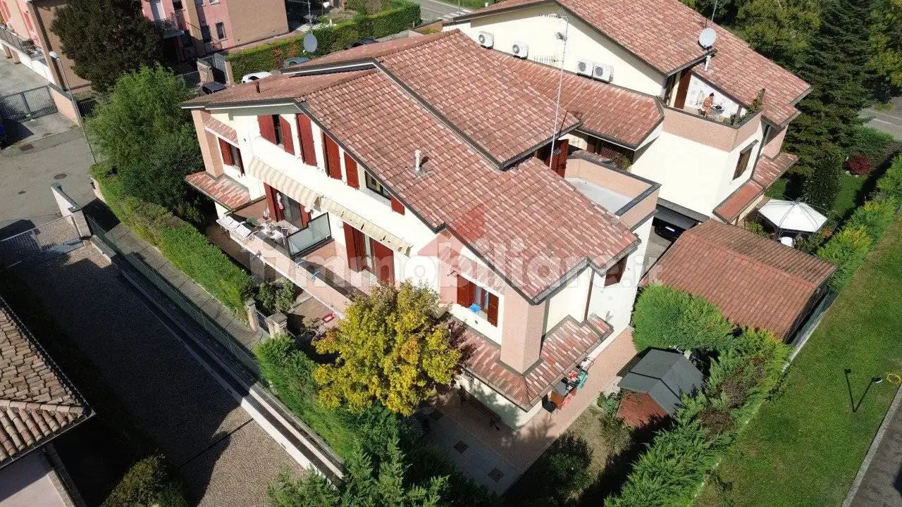Villa in vendita a Fontevivo