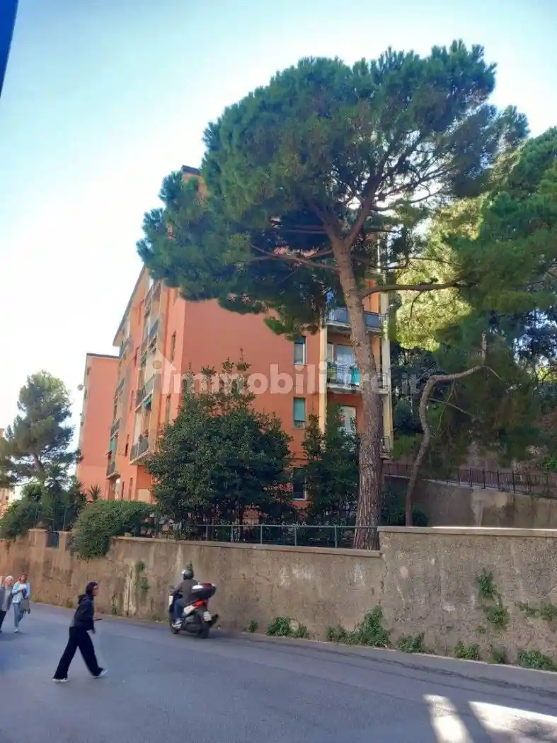Appartamento in vendita a Genova