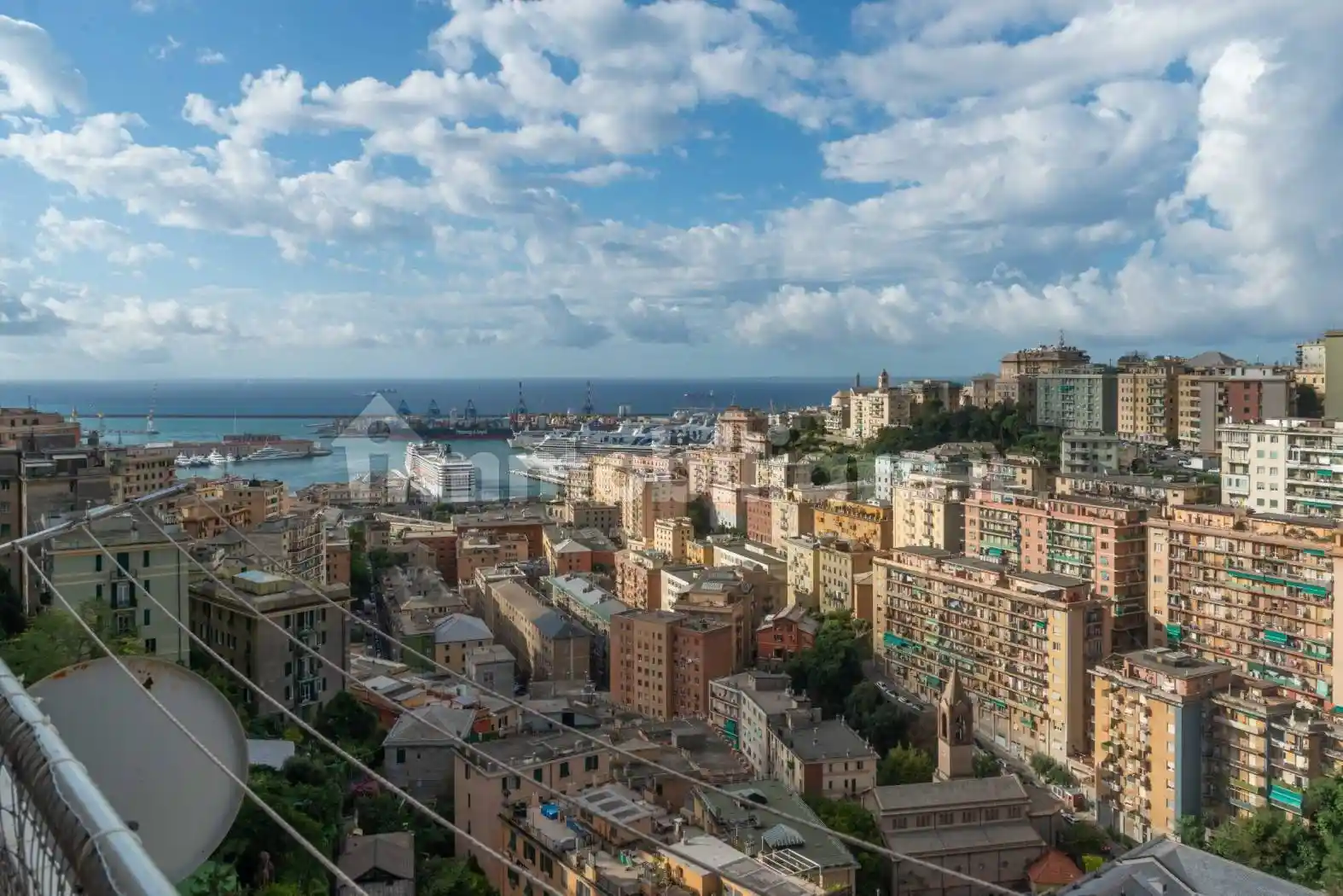 Appartamento in vendita a Genova