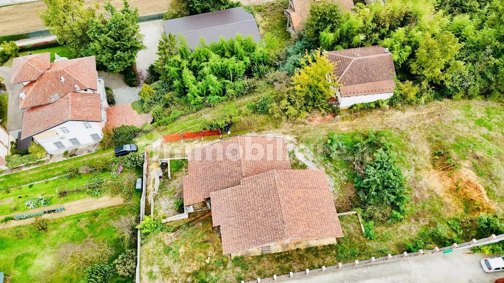 Villa bifamiliare via Borgo Nuovo 1, Centro, Arignano - foto 4