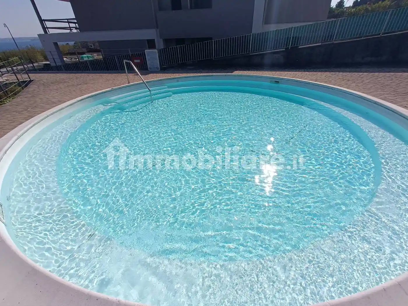 Villa in vendita a Moniga del Garda