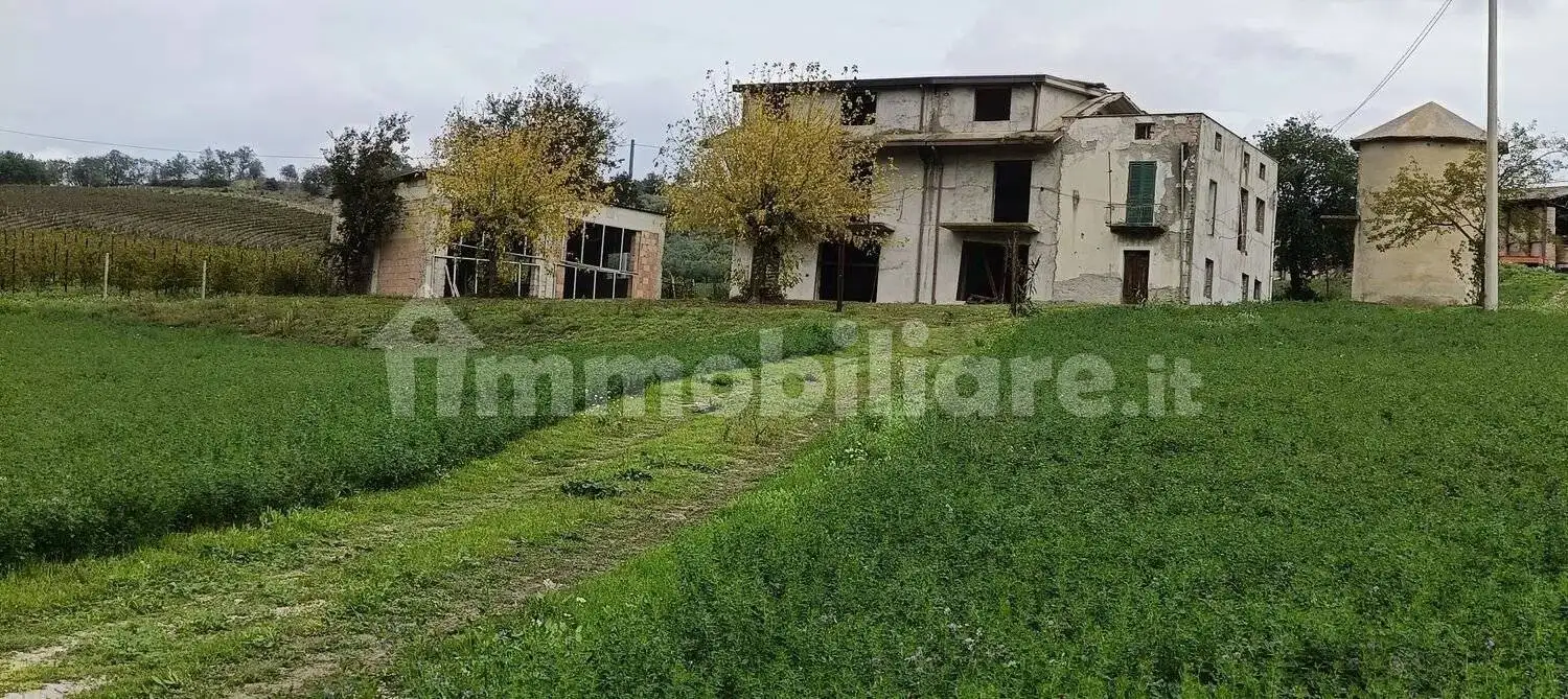 Villa in vendita a Casoli