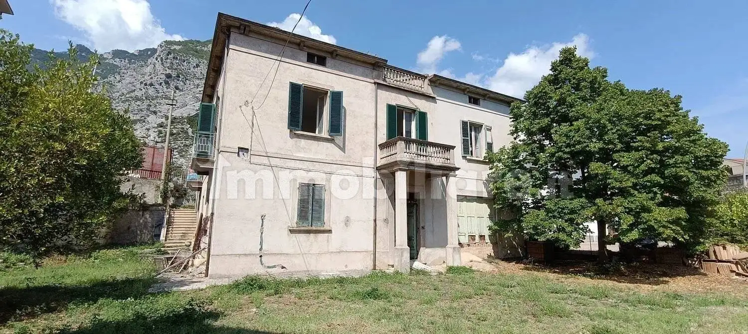 Villa in vendita a Fara San Martino