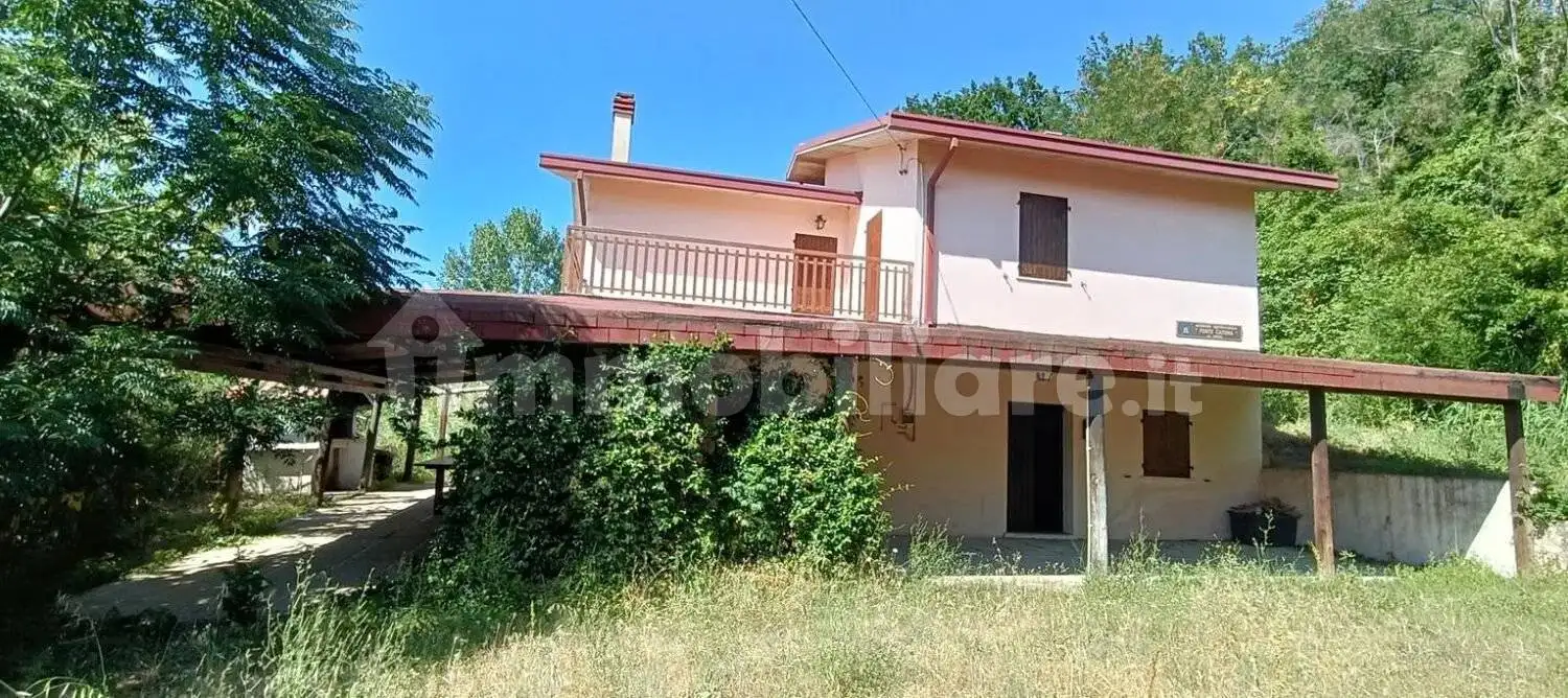 Villa in vendita a Archi