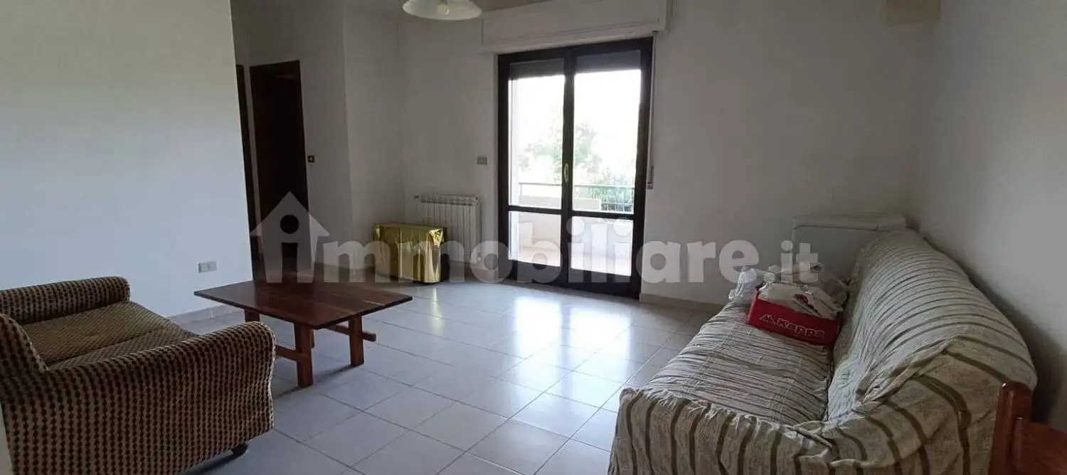 Appartamento in vendita a Archi