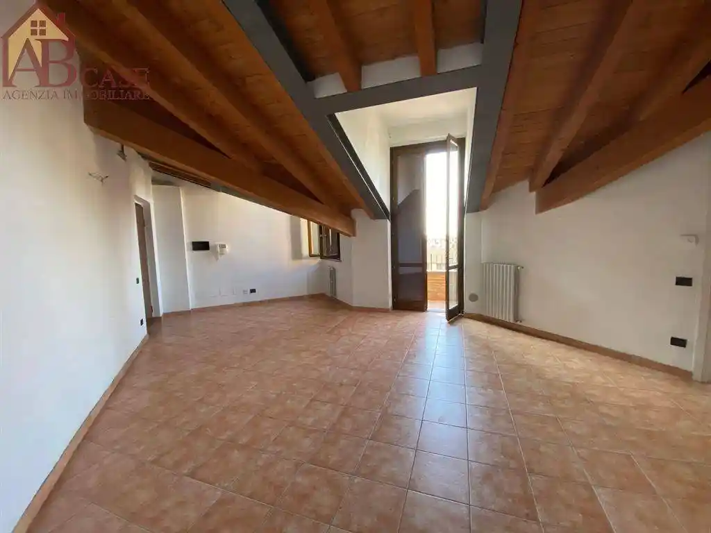 Appartamento in vendita a Gambolò