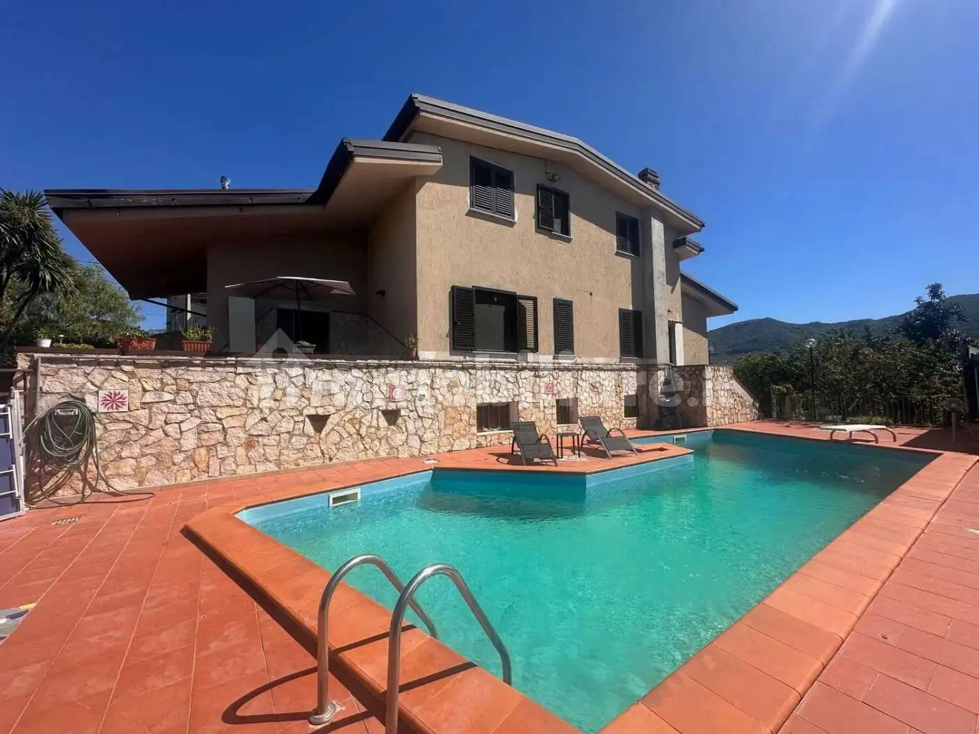 Villa in vendita a Giffoni Sei Casali