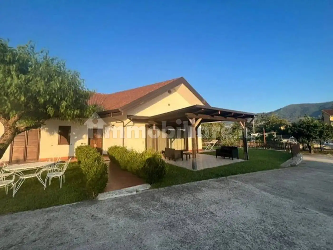 Villa in vendita a Giffoni Valle Piana