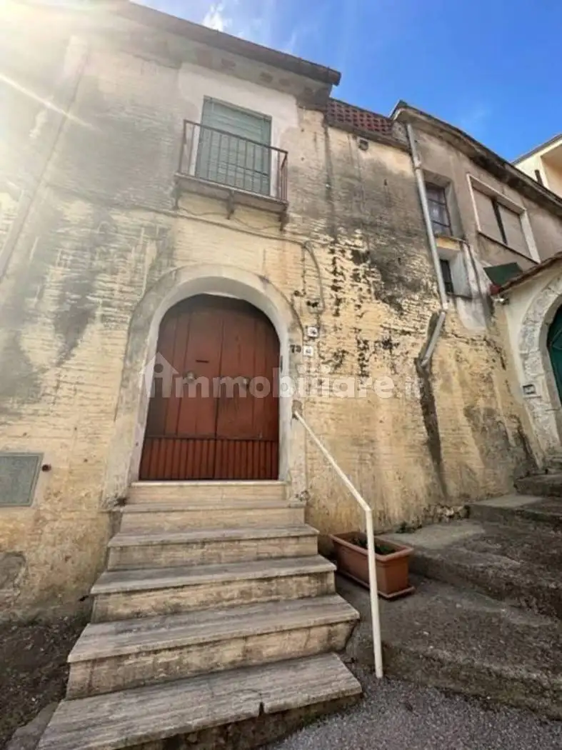 Villa in vendita a Giffoni Sei Casali