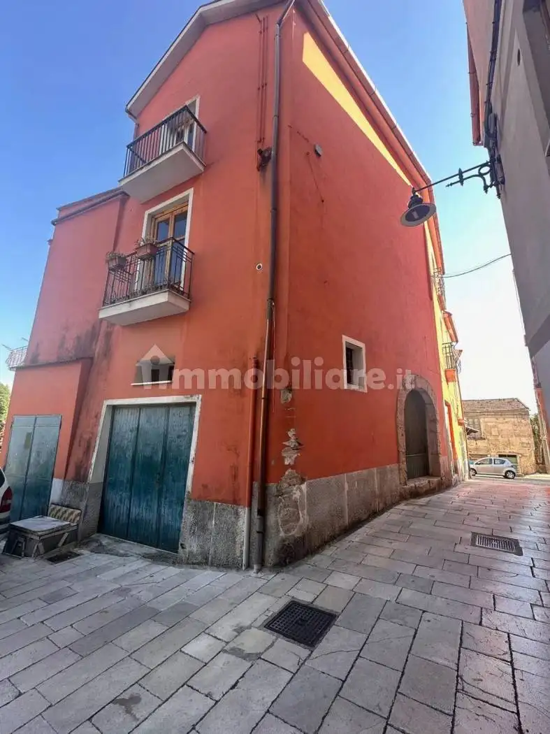 Appartamento in vendita a Giffoni Sei Casali