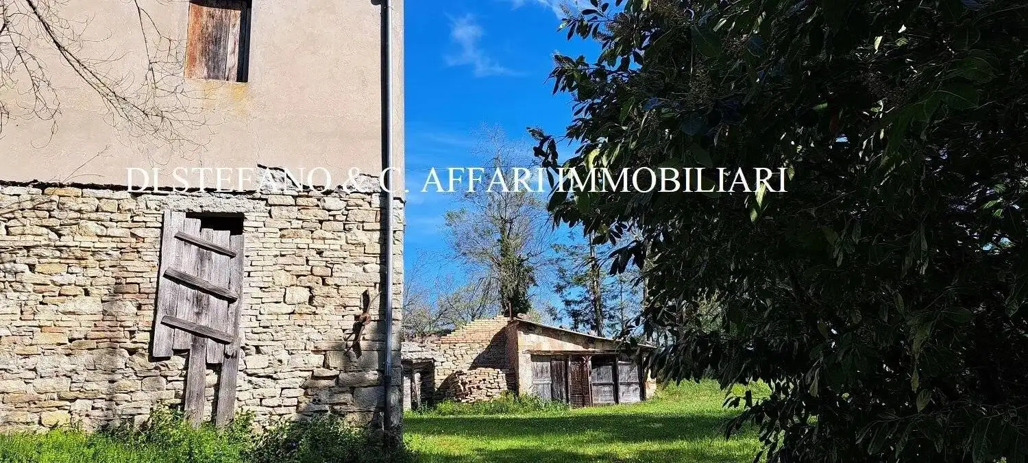 Villa in vendita a Santa Sofia