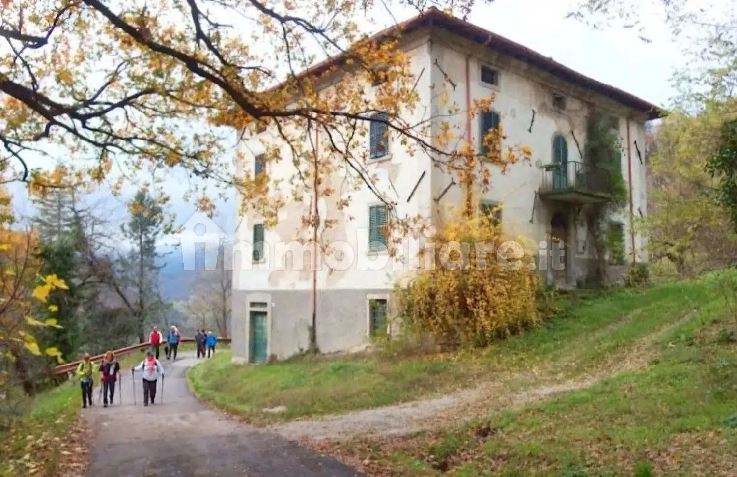 Villa in vendita a Santa Sofia