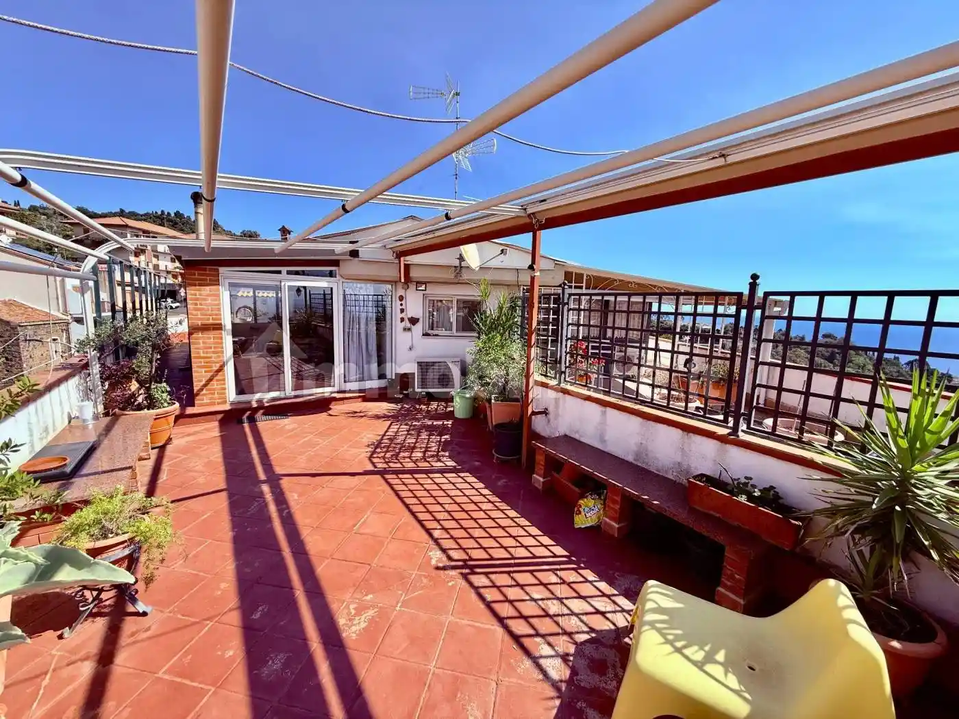 Appartamento in vendita a Aci Castello