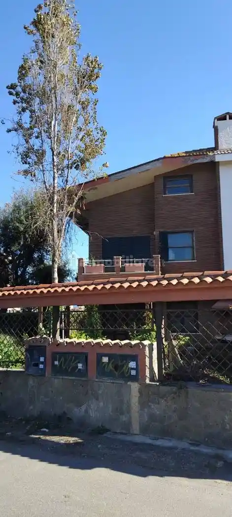 Villa in vendita a Fiumicino