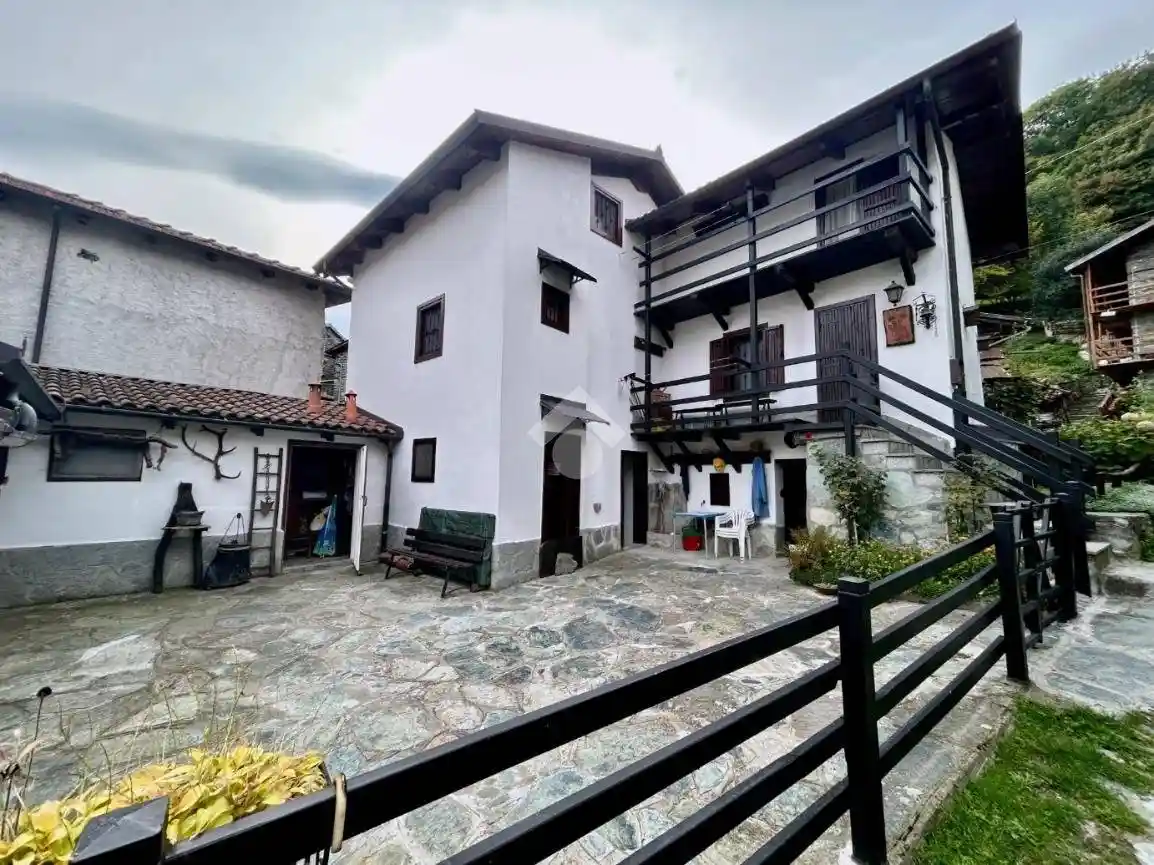 Casa indipendente in vendita a Condove