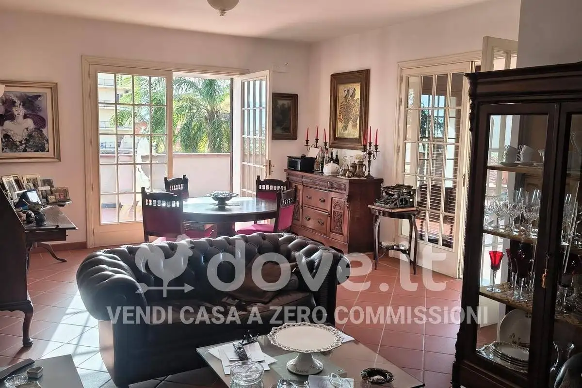 Villa in vendita a Reggio Calabria