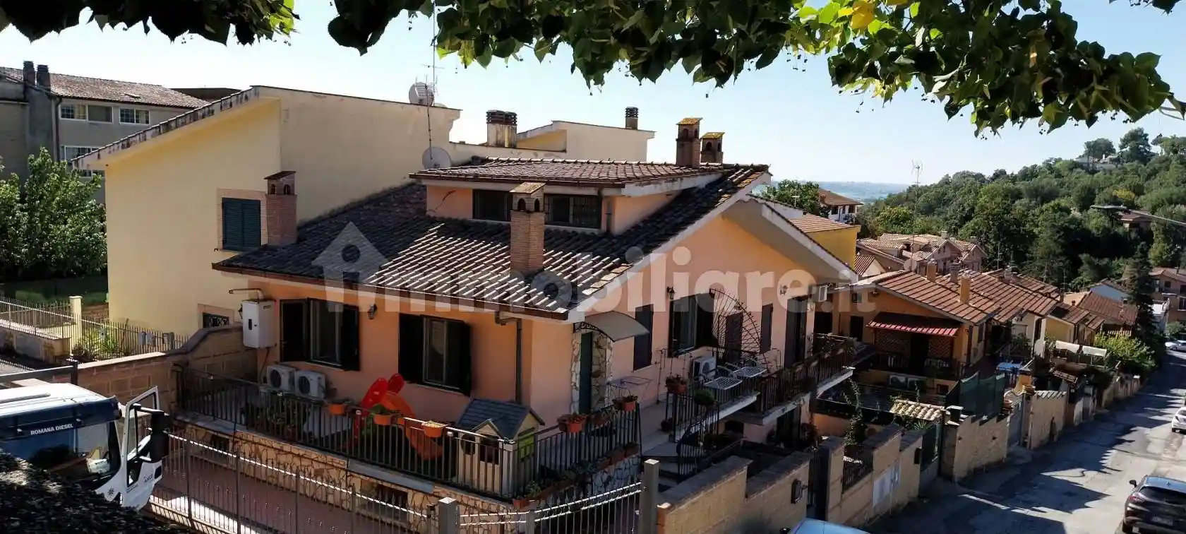 Villa in vendita a Riano