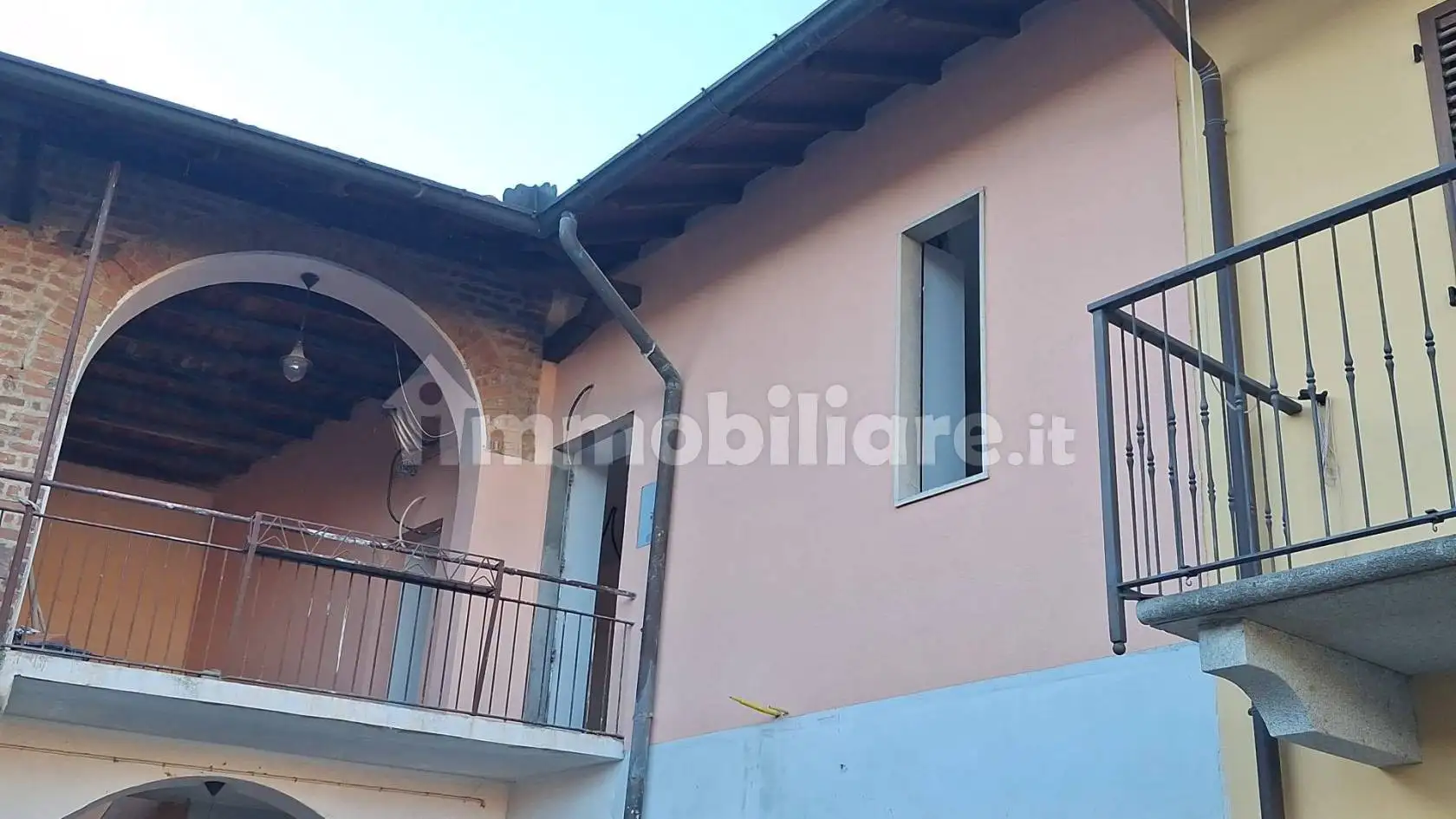 Appartamento in vendita a Robecco sul Naviglio