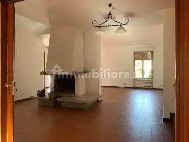 Villa unifamiliare via Crispi, Montello, Varese - foto 2