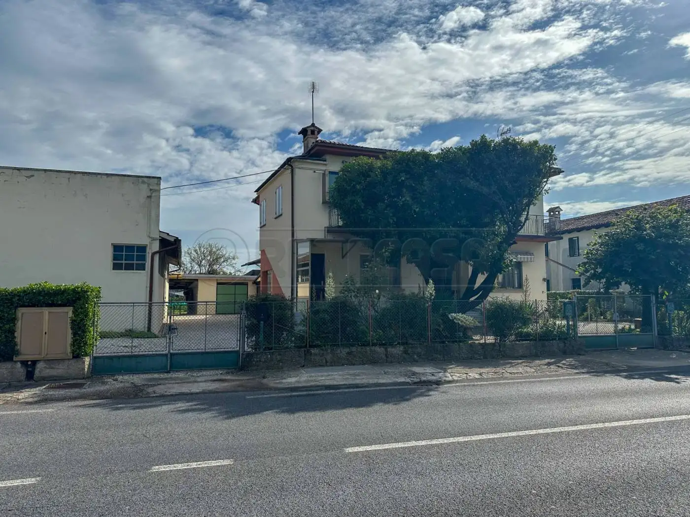 Appartamento in vendita a Santa Maria la Longa