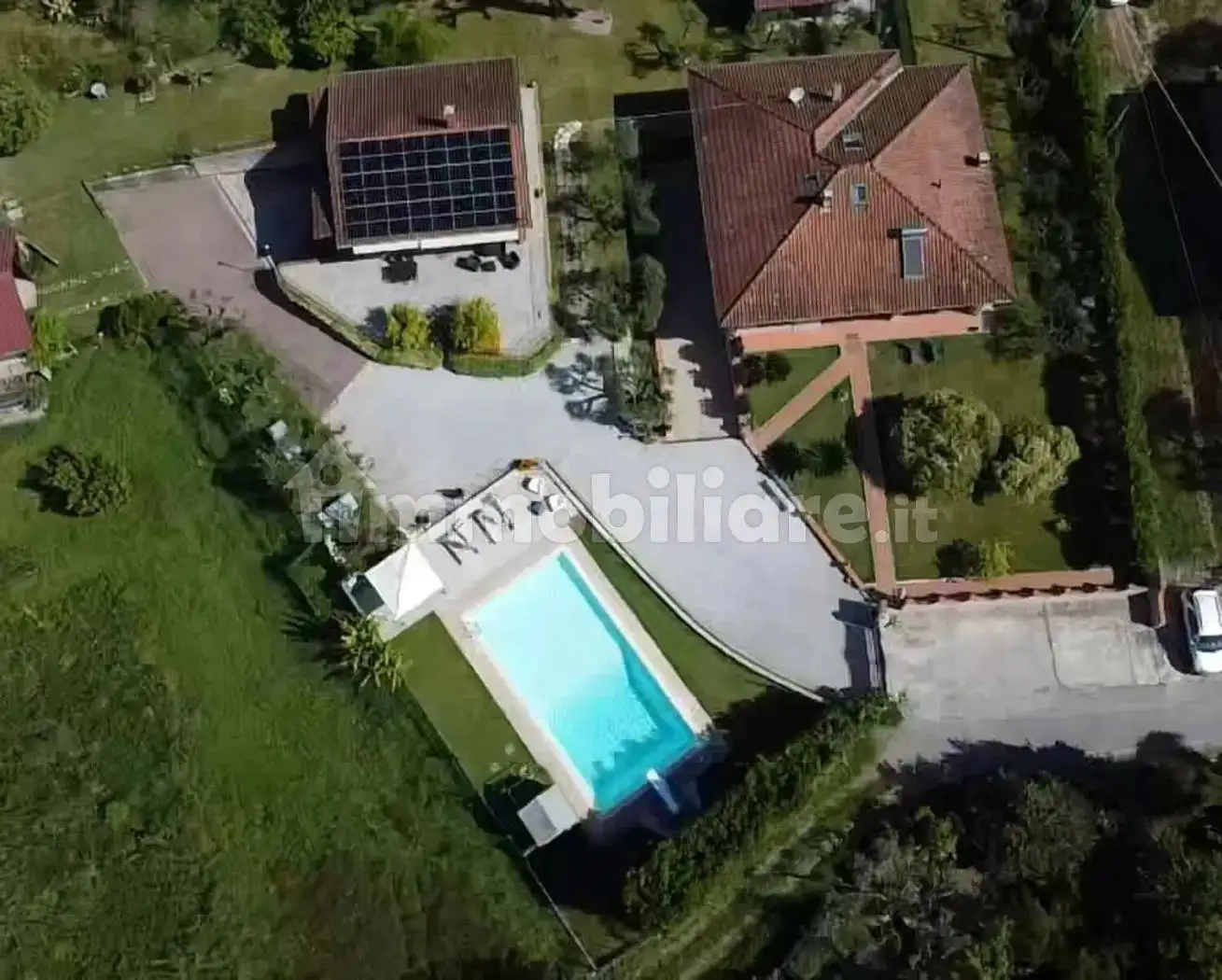 Villa in vendita a Sarzana
