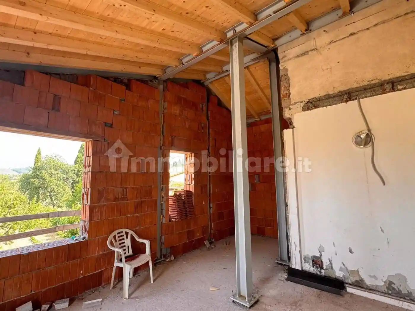 Villa in vendita a Castelnuovo Magra