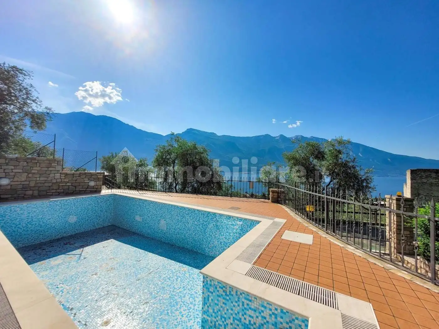 Villa in vendita a Limone sul Garda