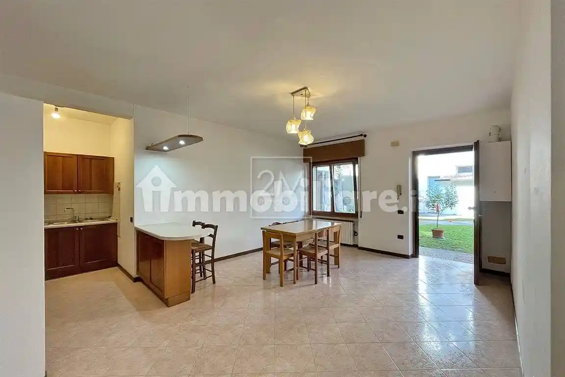 Appartamento in vendita a Villafranca di Verona