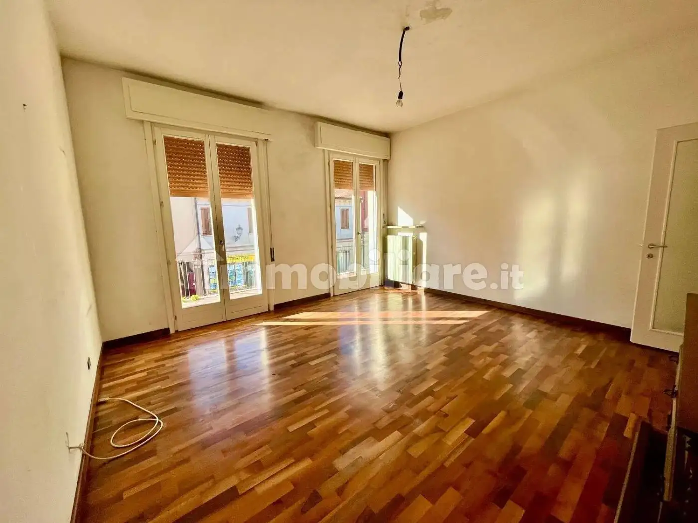 Palazzo - Edificio in Vendita - foto 2