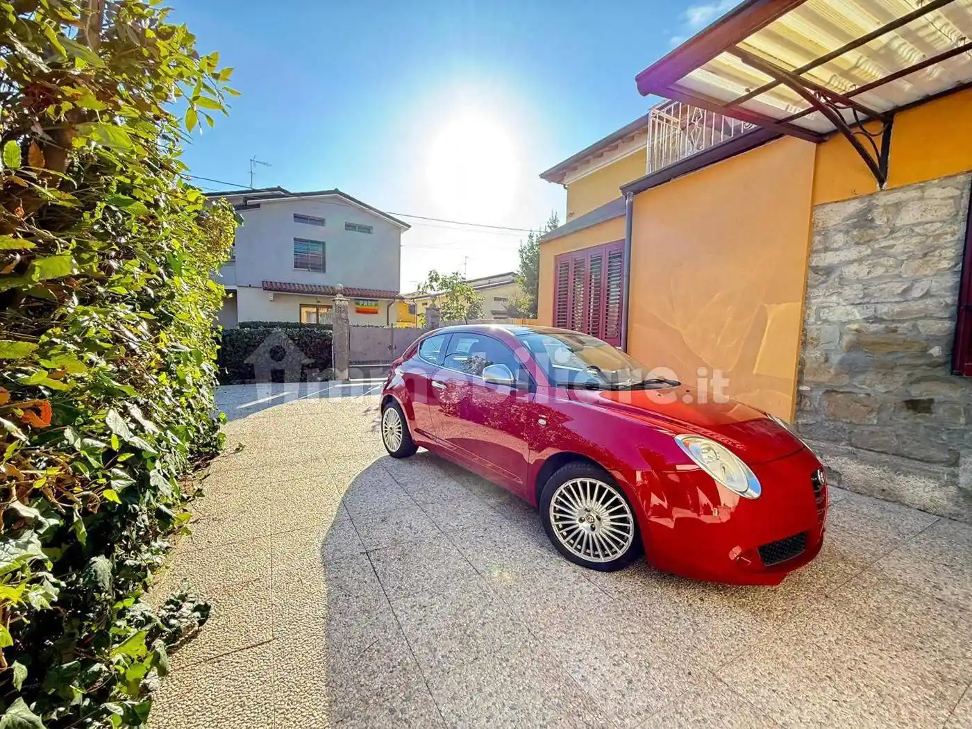 Casa indipendente in vendita a Cologne