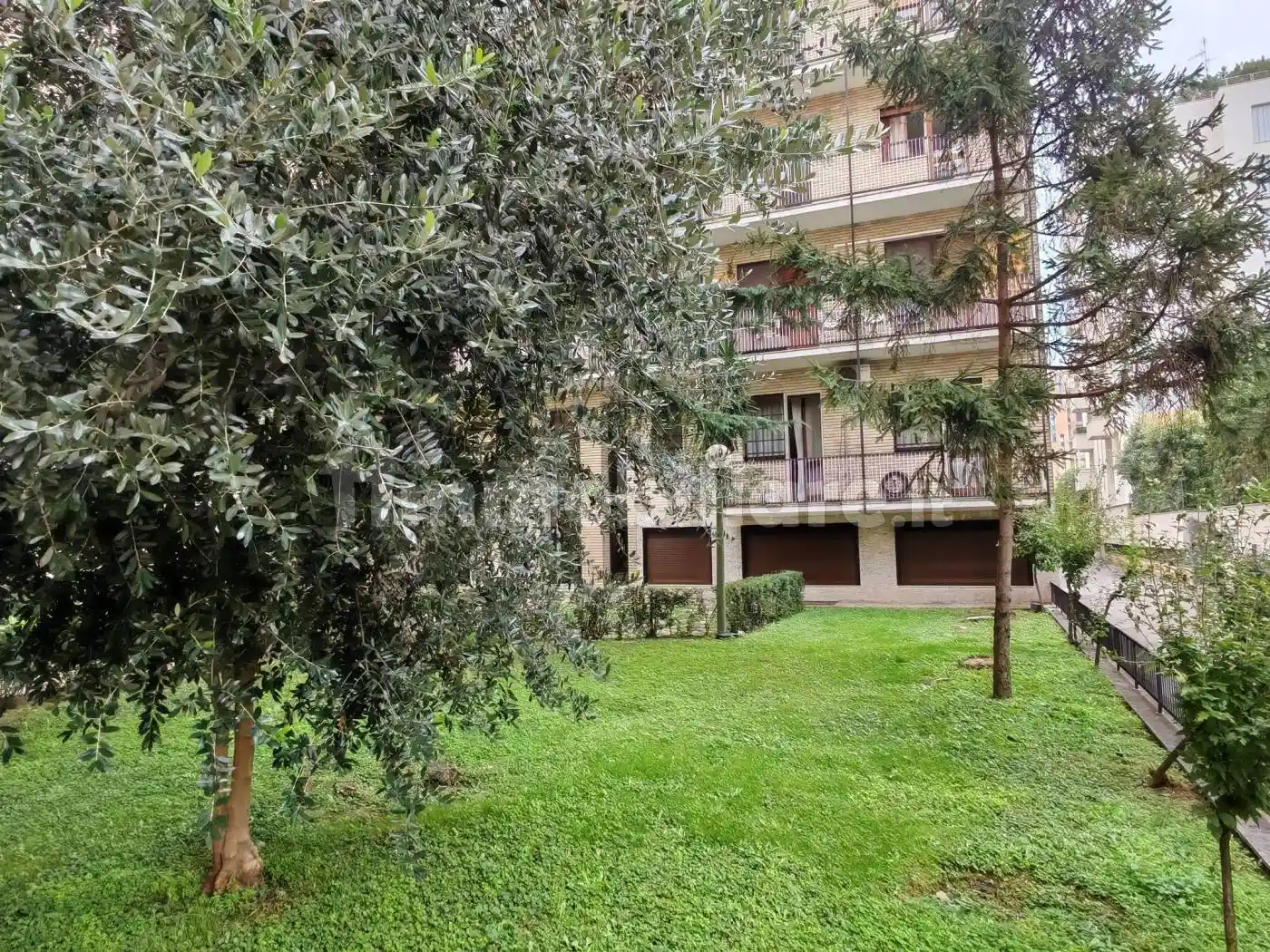 Quadrilocale via Giovanni Battista Piranesi 22, Porta Vittoria, Milano - foto 2