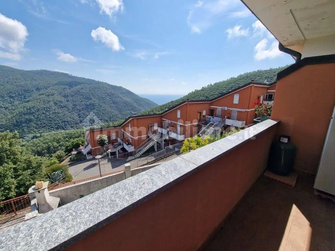 Appartamento in vendita a Deiva Marina