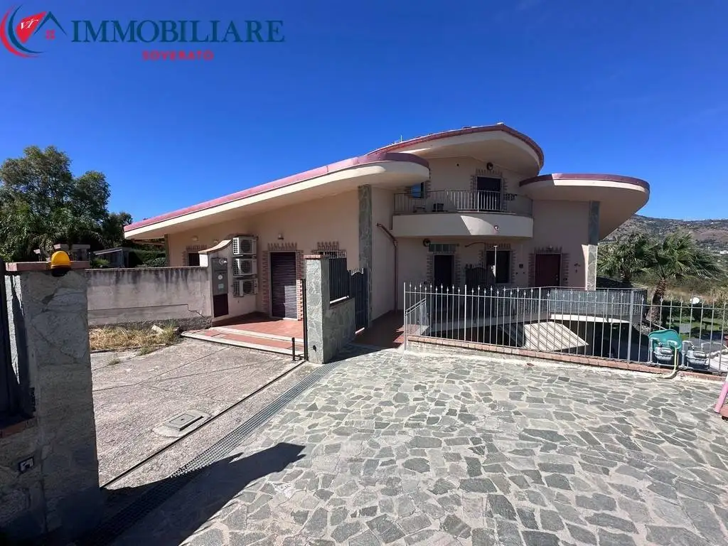 Appartamento in vendita a Soverato