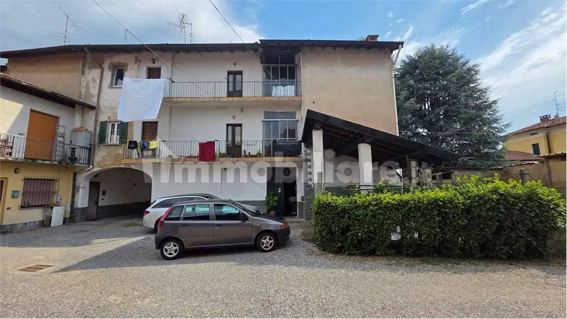 Casa indipendente in vendita a Fenegrò