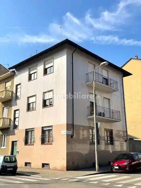 Palazzo - Edificio in vendita a Torino