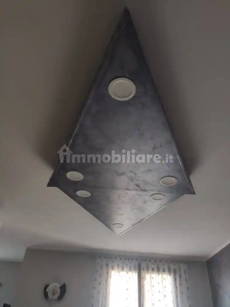 Trilocale via Don Giuseppe Viviani 30, Centro, Villimpenta - foto 4