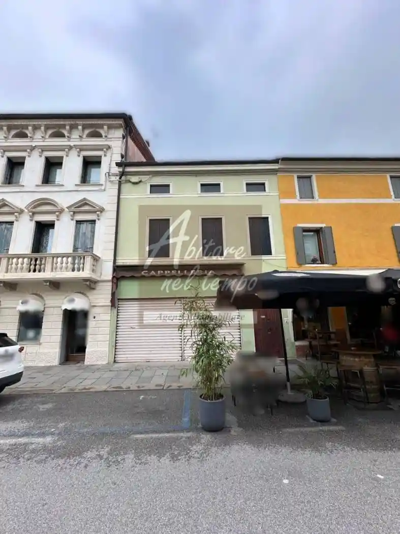 Palazzo - Edificio in vendita a Cittadella