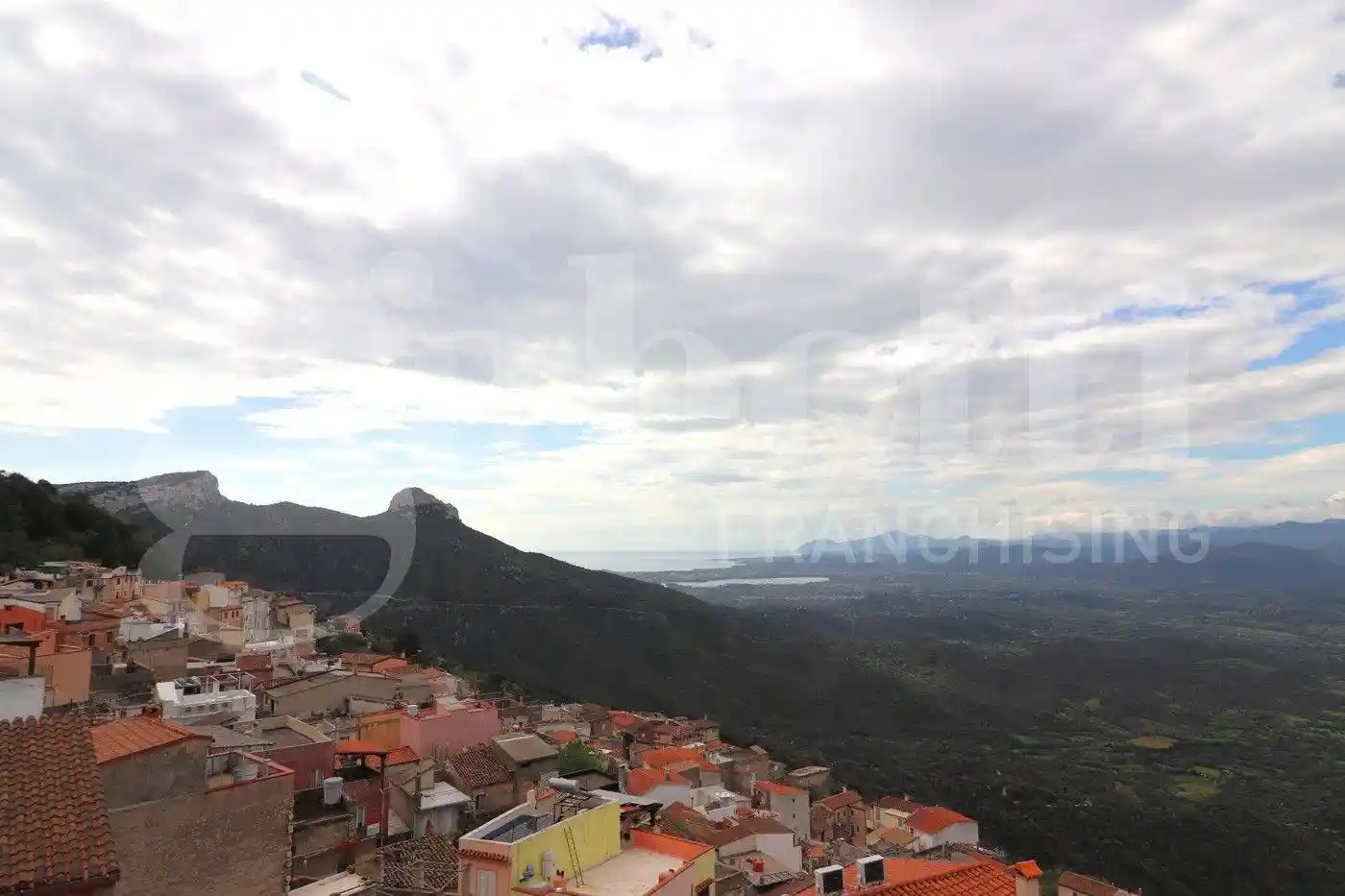 Terratetto unifamiliare 215 m², Baunei - foto 4