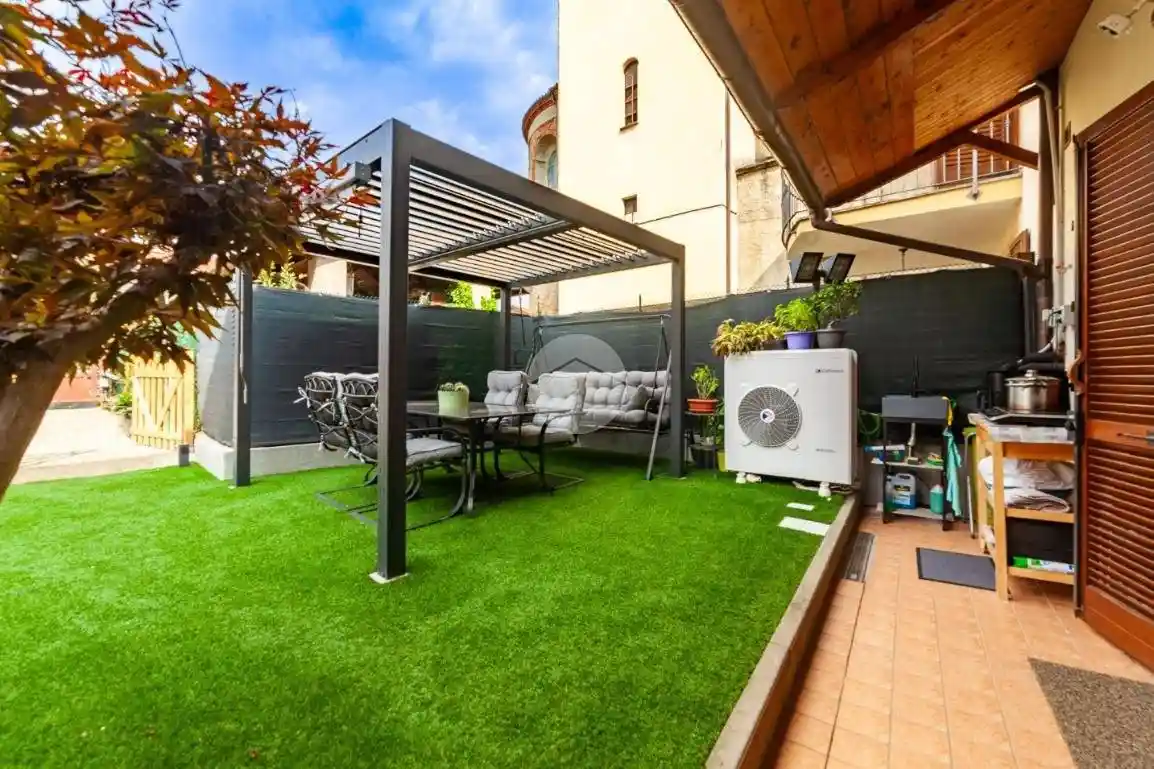 Casa indipendente in vendita a La Cassa
