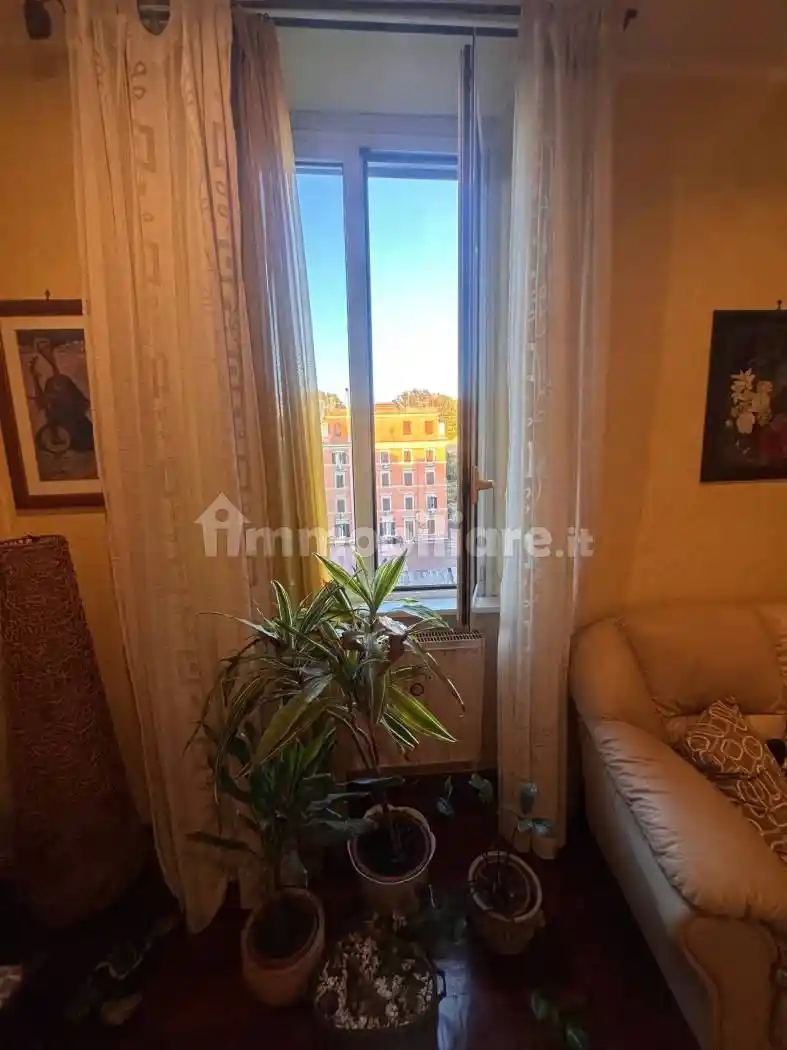 Trilocale via Luca della Robbia, Testaccio, Roma - foto 4