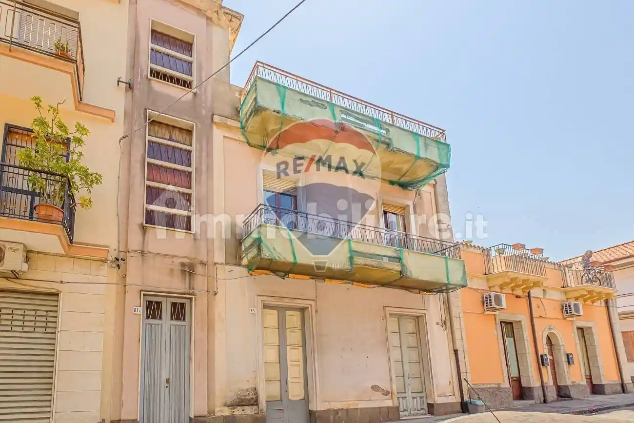 Casa indipendente in vendita a Giarre