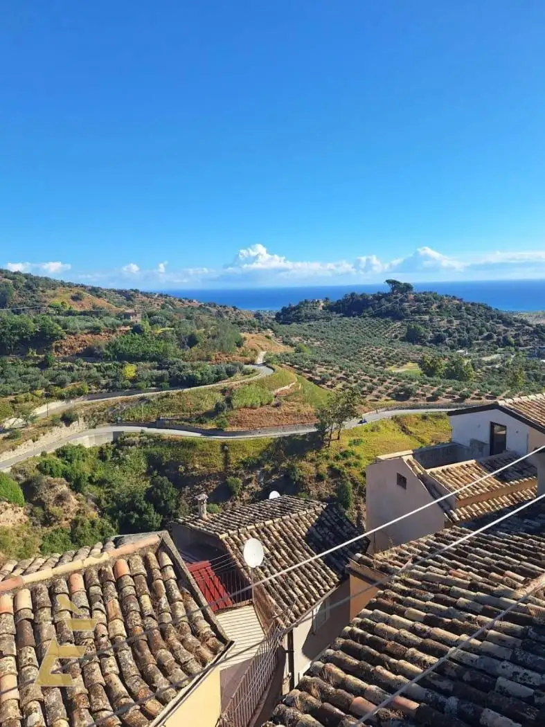 Terratetto unifamiliare via Corsica 8, Centro, Badolato - foto 2