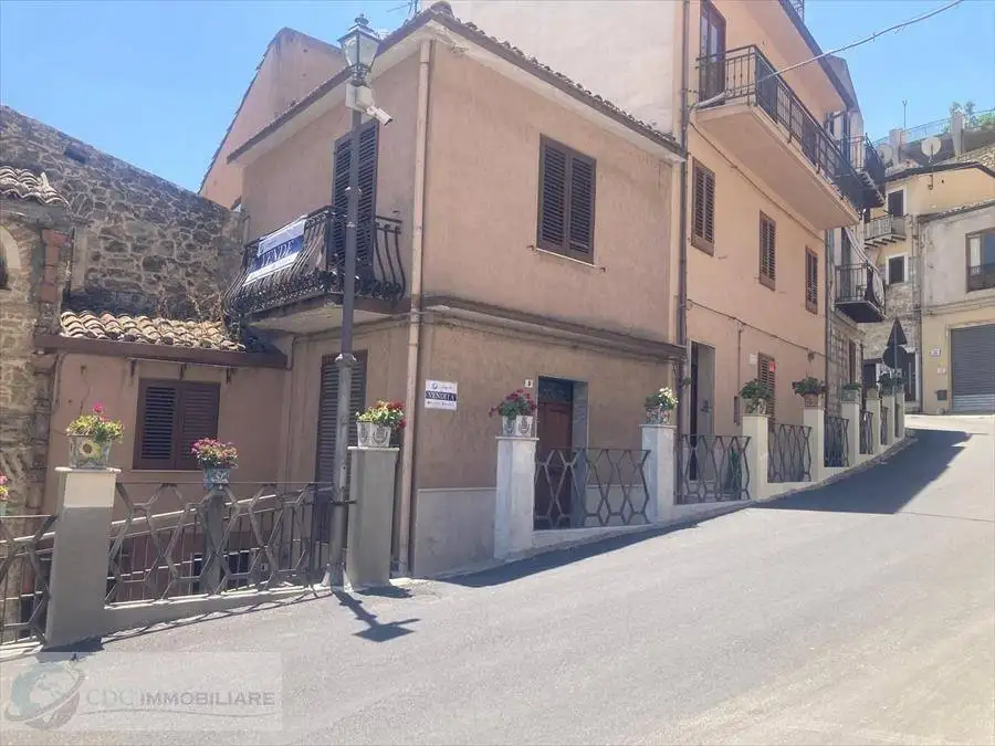 Casa indipendente in vendita a Cammarata