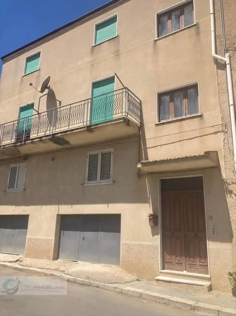 Appartamento in vendita a Lercara Friddi