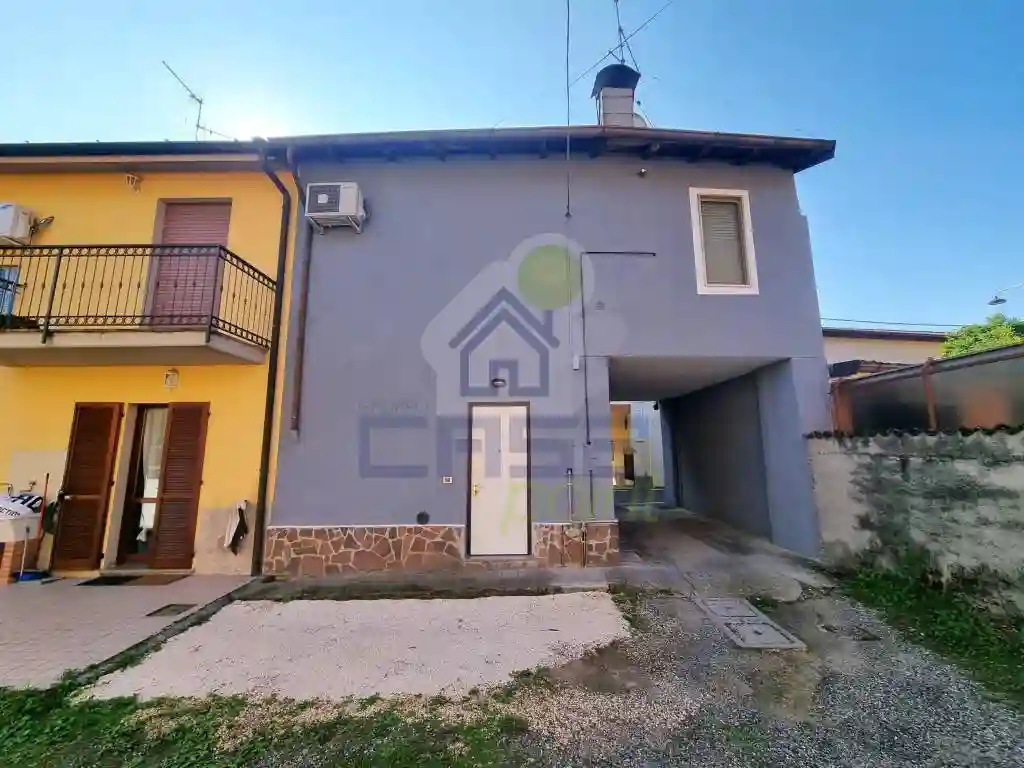 Casa indipendente in vendita a Castiglione d'Adda