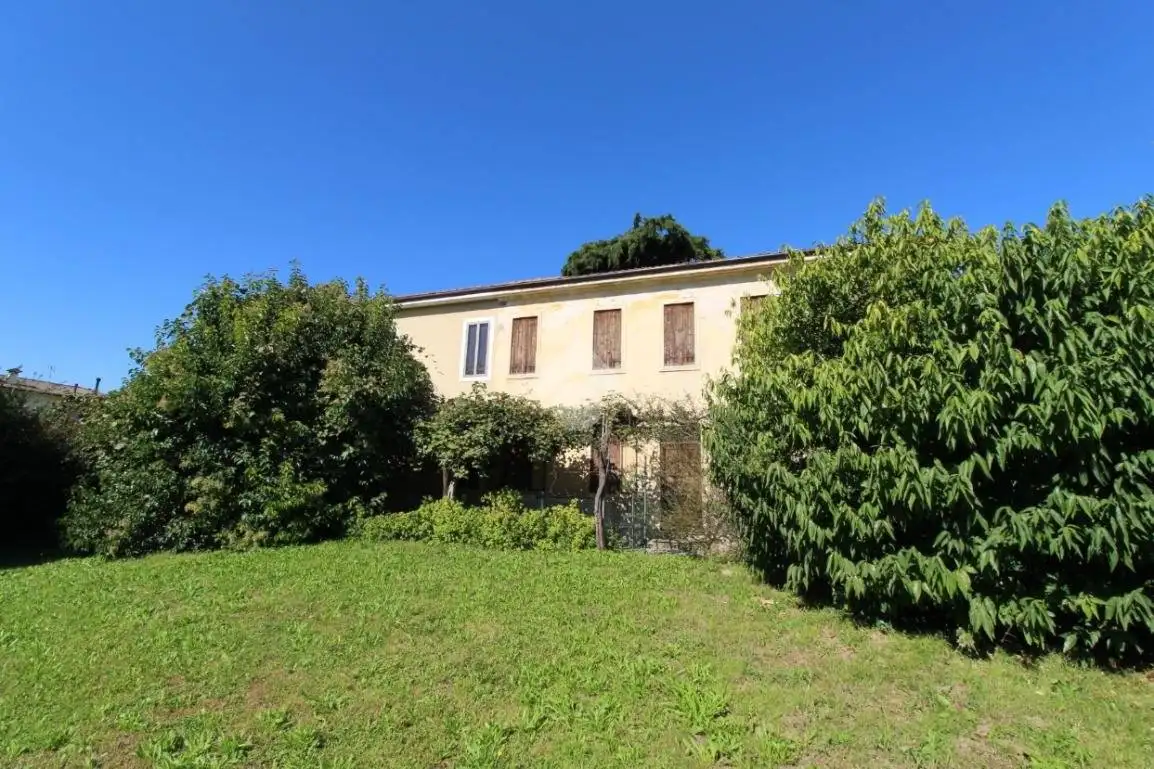 Rustico - Casale in vendita a Vicenza
