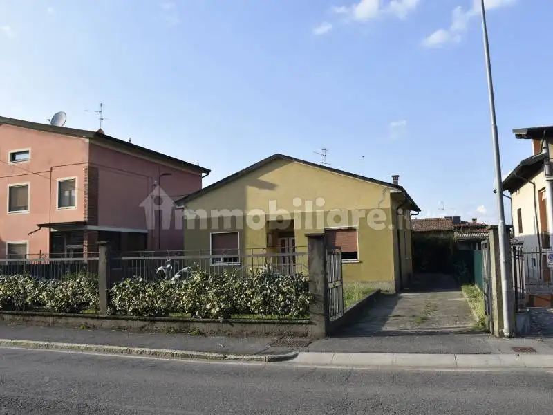 Villa in vendita a Trenzano