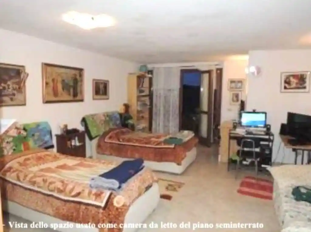 Bilocale buono stato, piano terra, Fuori Porta Pispini, Siena - foto 5