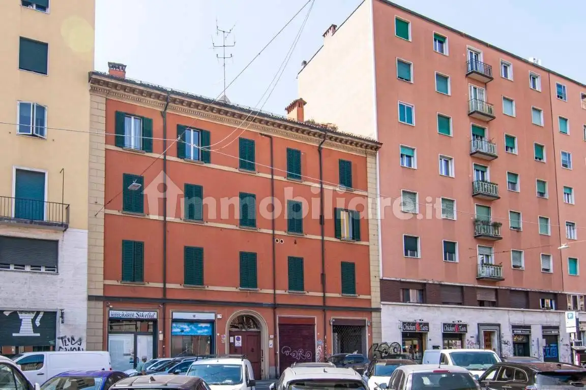 Appartamento in affitto a Bologna