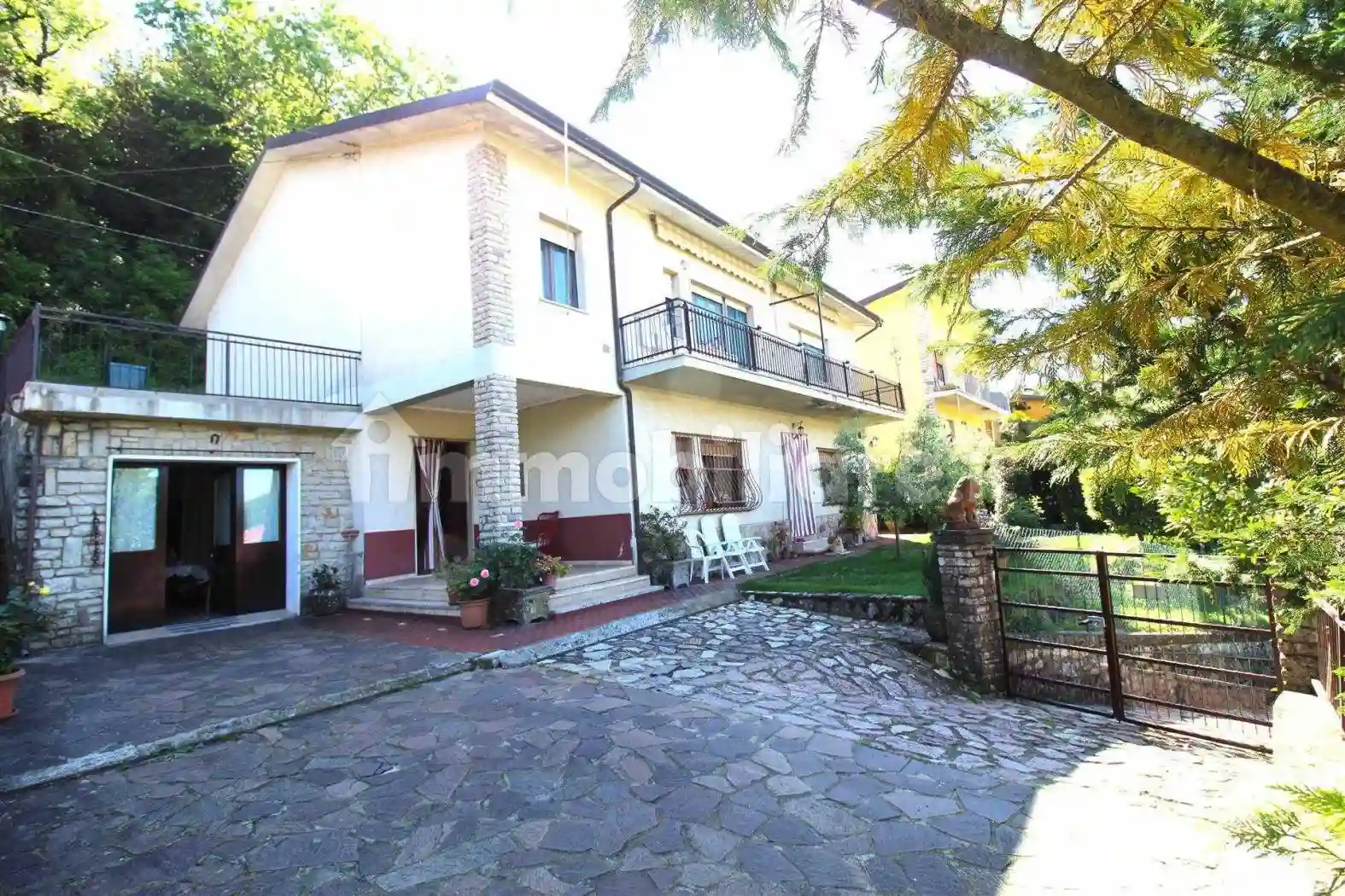 Villa - foto 2
